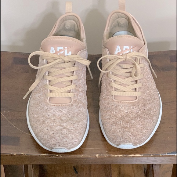 apl techloom phantom rose gold